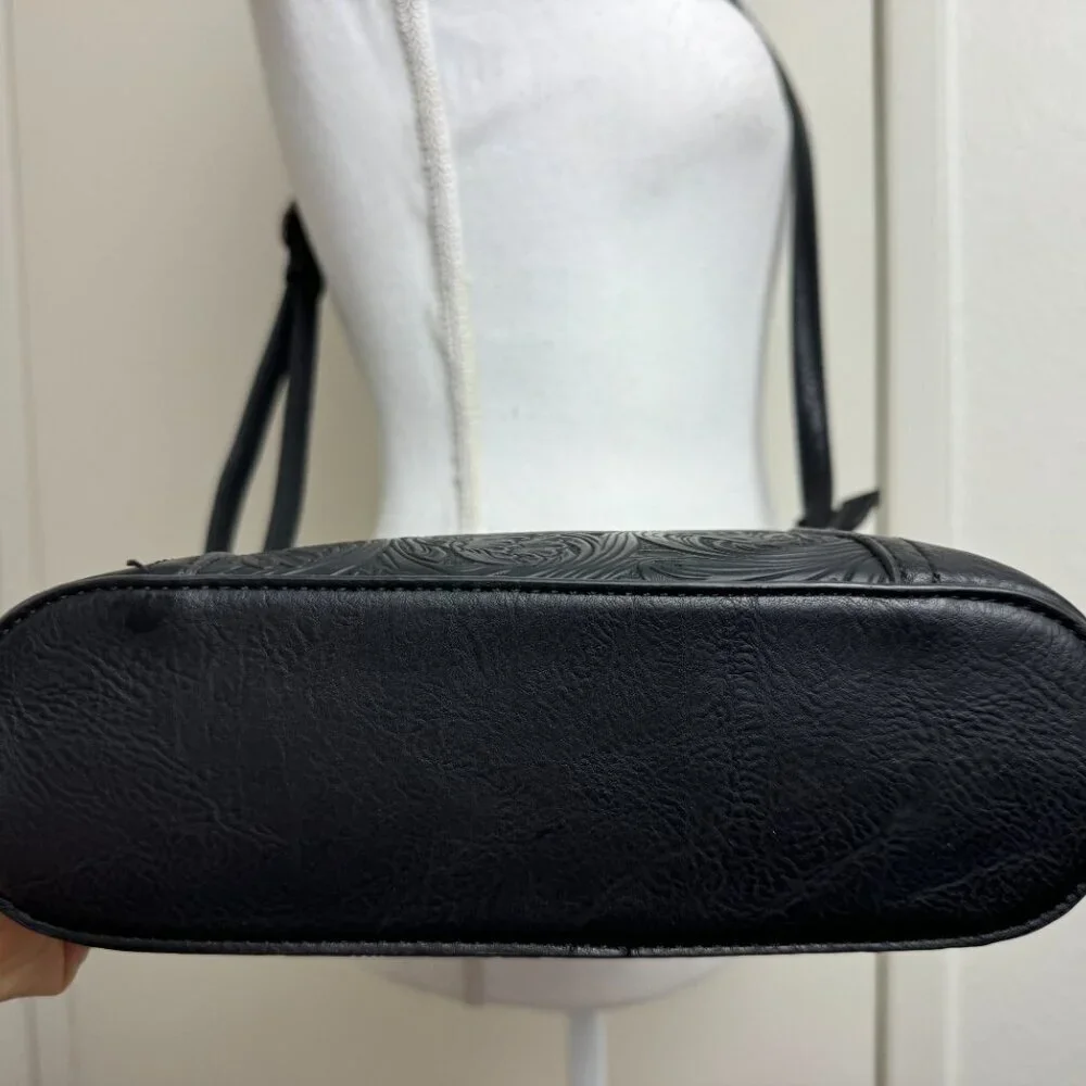 Crossbody / Shoulder Black  Bag